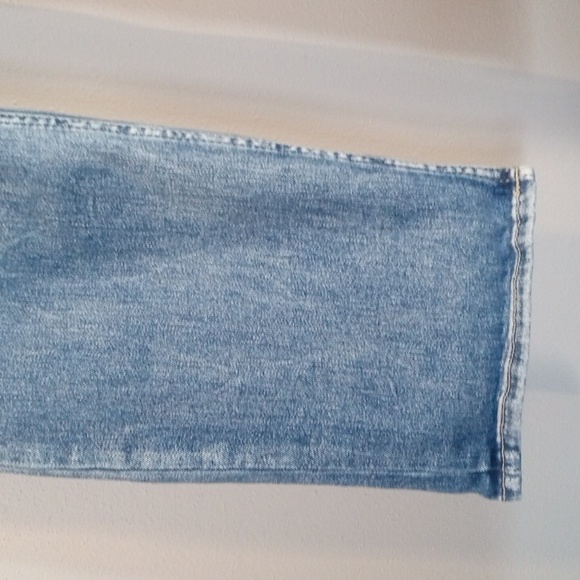 Silver Jeans Co. Elyse Straight Medium Wash Jeans Size 18/31 - Picture 4 of 7